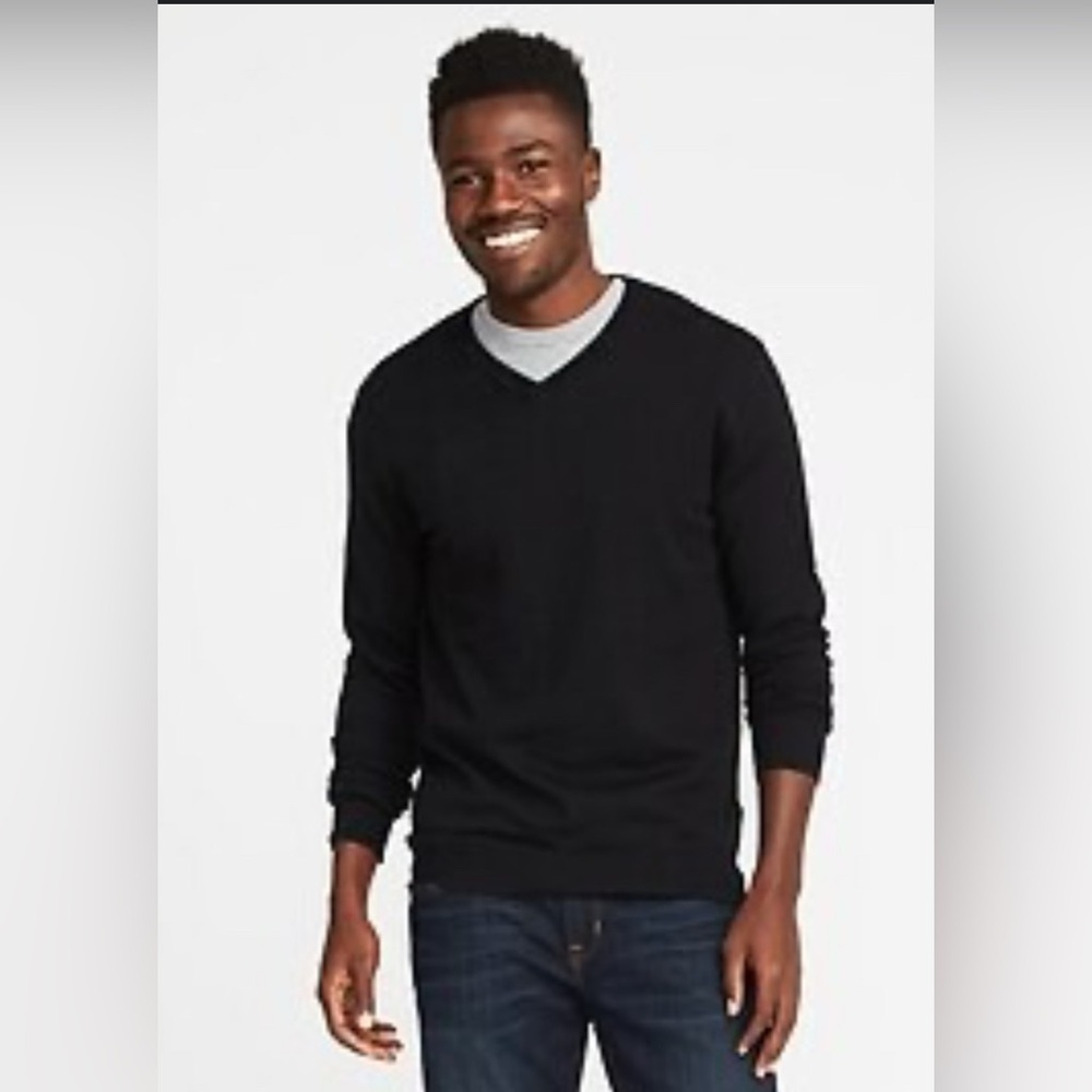 GAP Dark Gray V-Neck Sweater Classic Knit